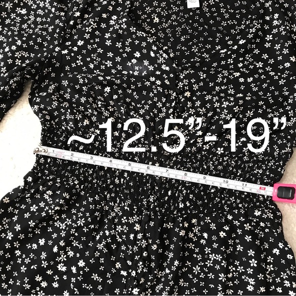 Arizona Jean Co Floral Jumpsuit Puff Sleeve 100% Rayon Pit to Pit 16.5” Size S - Picture 7 of 14